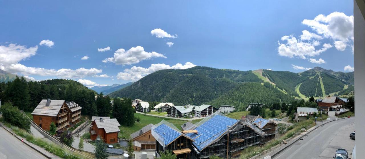 Dolce Vita Auron Luaran gambar